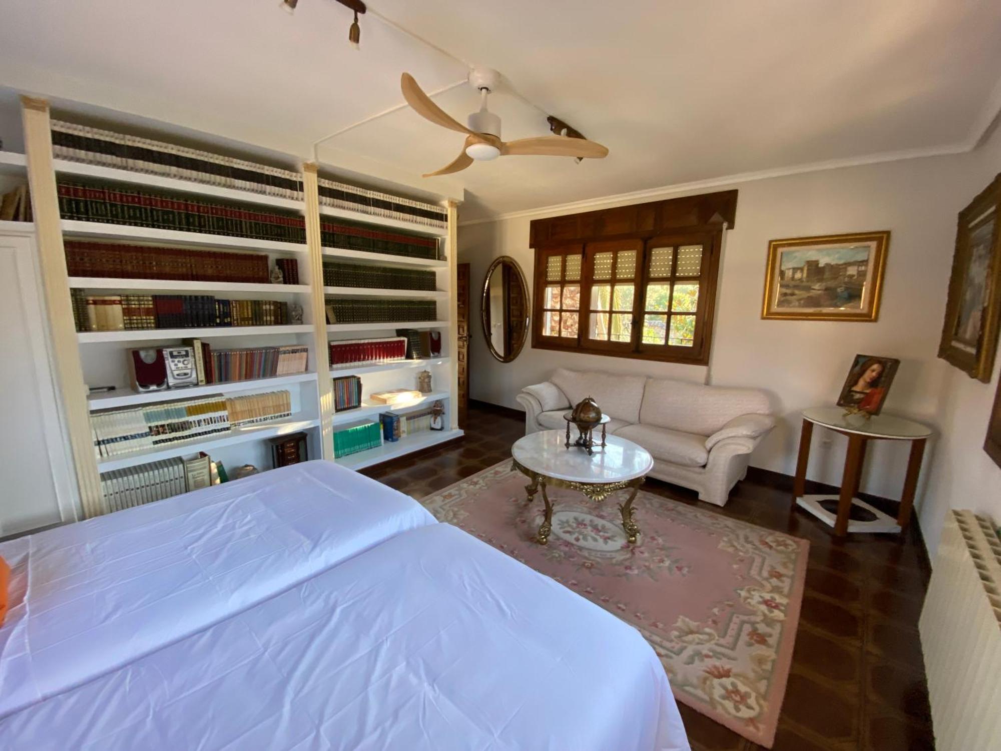 Casa Del Pintor Antonio Mesa Holiday home Mombeltran